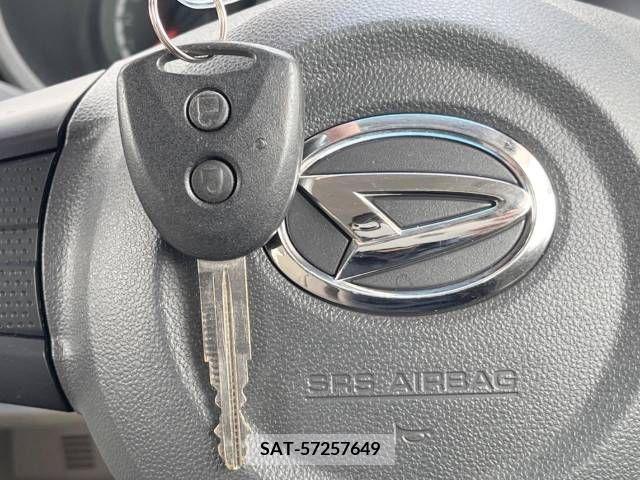 Daihatsu MOVE 2015-10 309339-3