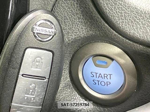 Nissan NOTE 2017-11 365367-7