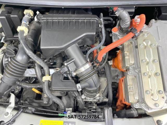 Nissan NOTE 2017-11 365367-18