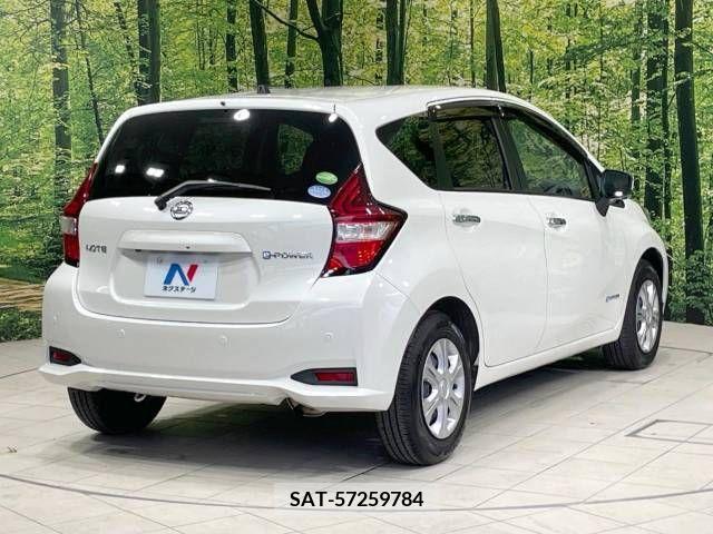 Nissan NOTE 2017-11 365367-17