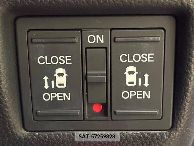 Honda N BOX CUSTOM 2019-10 222677-4