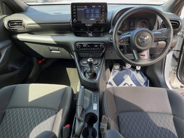 Toyota YARIS 2020-11 9101-1