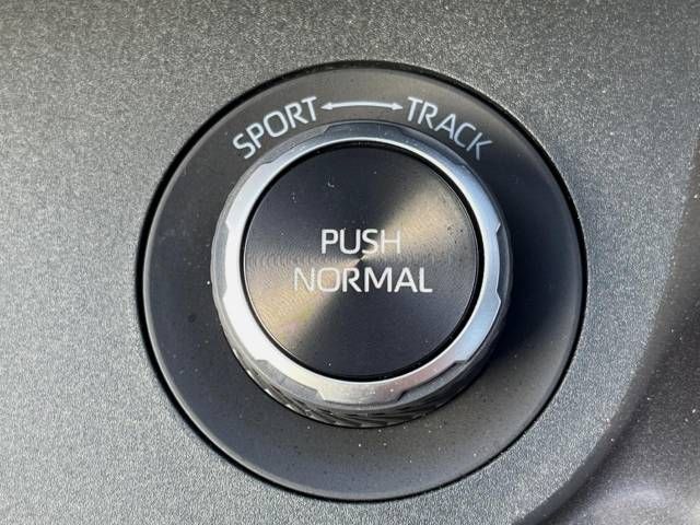Toyota YARIS 2020-11 9101-5