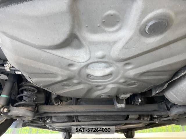 Toyota PRIUS 2015-05 322075-19