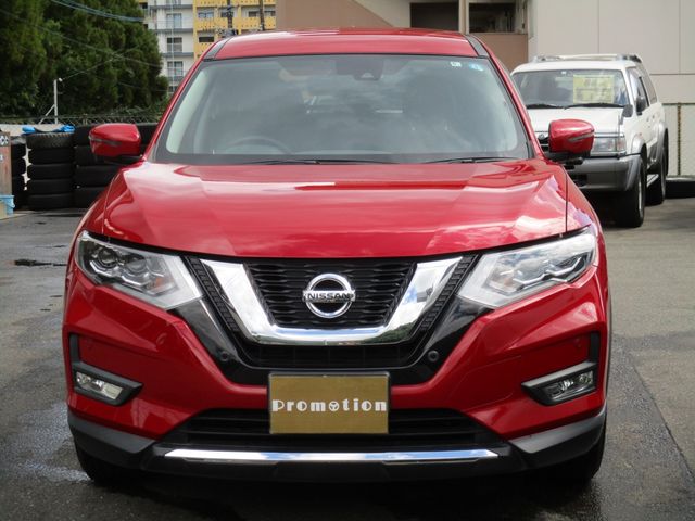 Nissan X-TRAIL 2018-06 19069-1