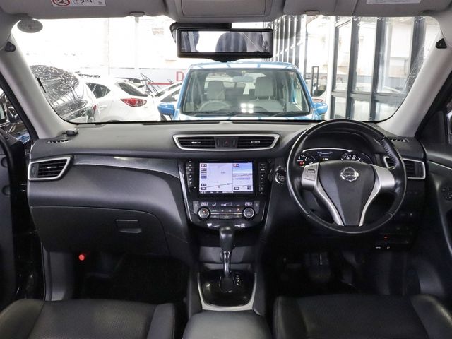 Nissan X-TRAIL 2015-03 182873-7