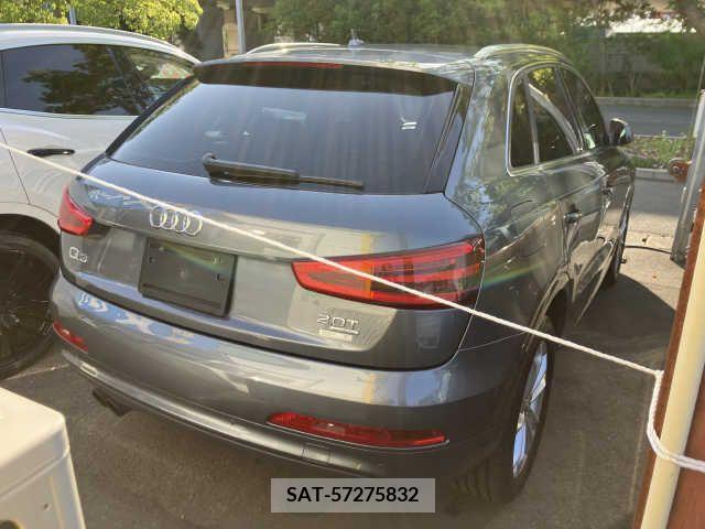 Audi Q3 2013-06 261289-2