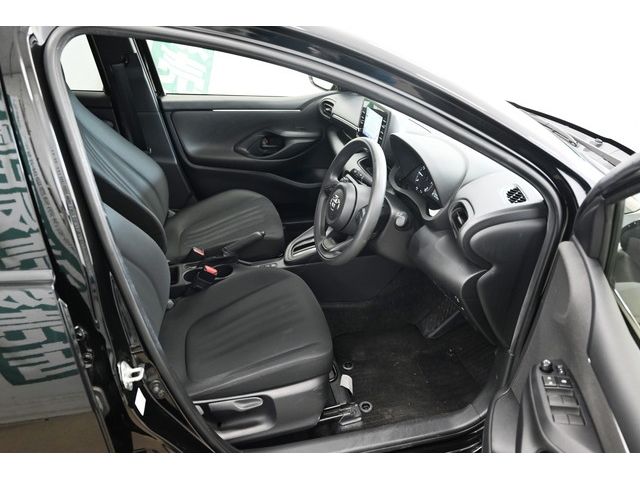 Toyota YARIS 2020-10 195510-6