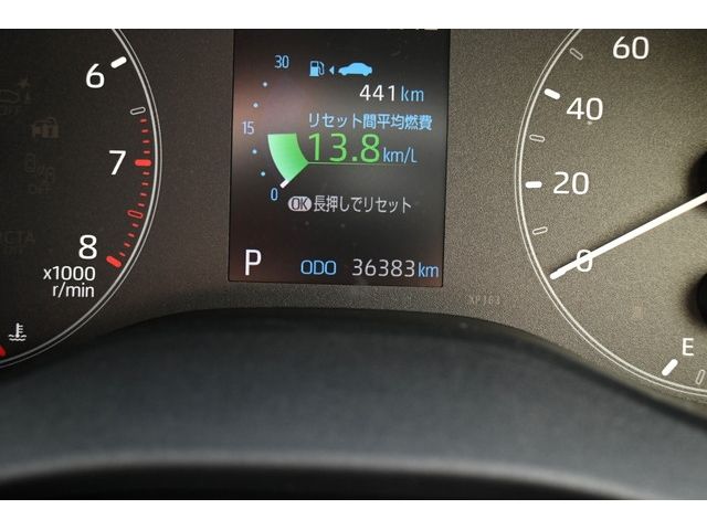 Toyota YARIS 2020-10 195510-25