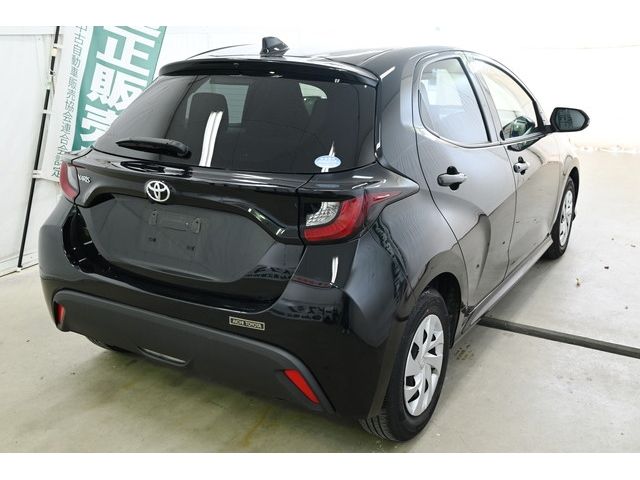Toyota YARIS 2020-10 195510-4