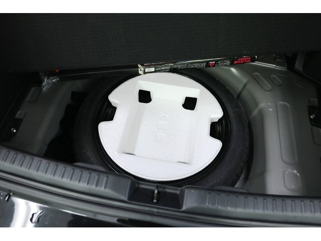 Toyota YARIS 2020-10 195510-9
