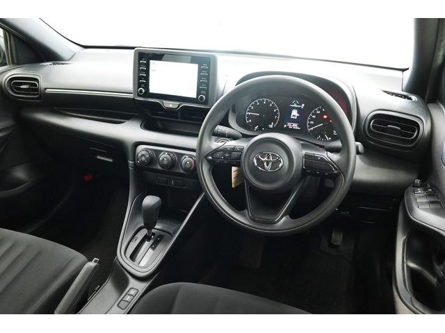 Toyota YARIS 2020-10 195510-1