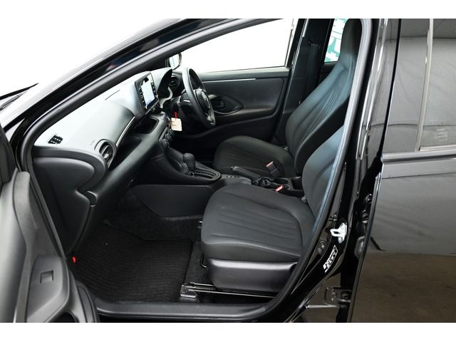 Toyota YARIS 2020-10 195510-10