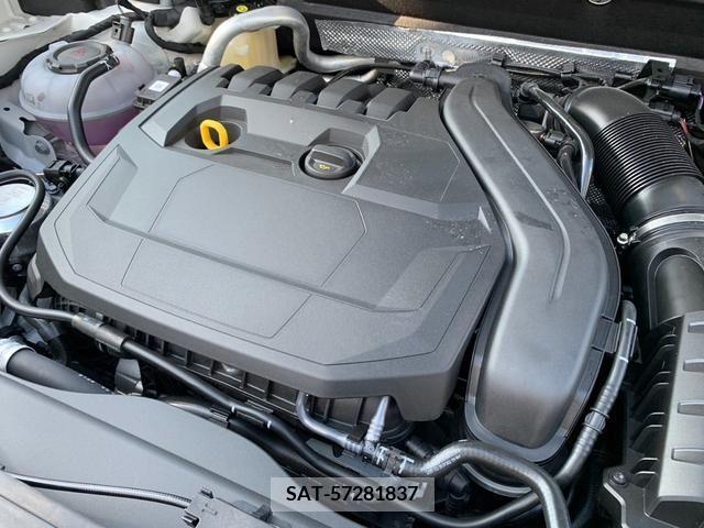 Audi Q2 2024-02 318019-19