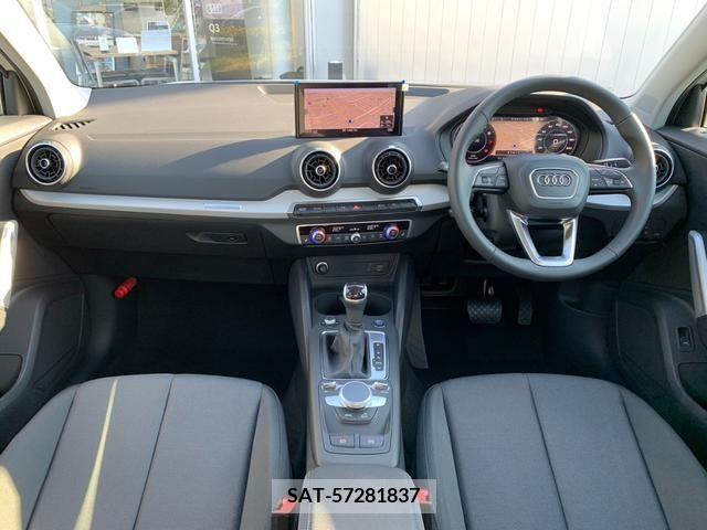 Audi Q2 2024-02 318019-6
