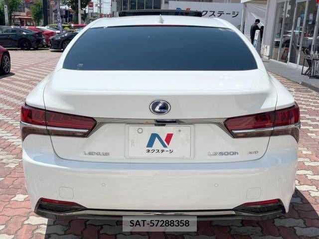 Lexus LS 2019-02 354228-15