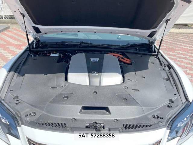 Lexus LS 2019-02 354228-18