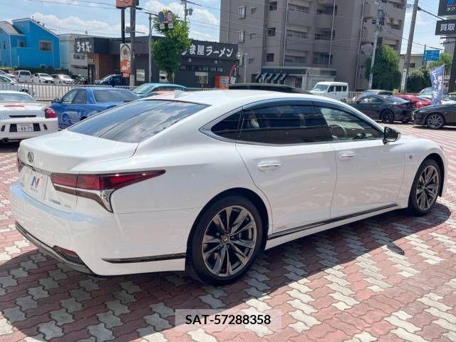 Lexus LS 2019-02 354228-17