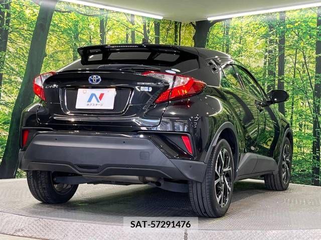 Toyota C-HR 2018-02 264011-17