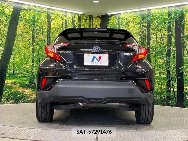 Toyota C-HR 2018-02 264011-15