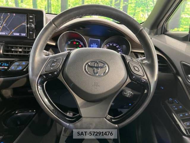 Toyota C-HR 2018-02 264011-11