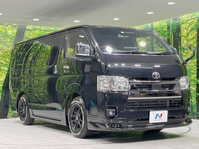 Toyota HIACE VAN 2022-08 12410-16