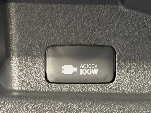 Toyota HIACE VAN 2022-08 12410-5