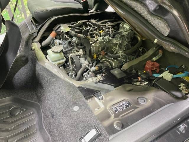 Toyota HIACE VAN 2022-08 12410-18