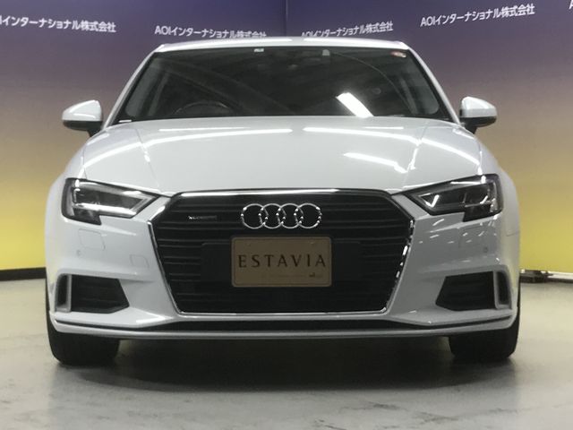 Audi A3 SEDAN 2019-05 180409-11