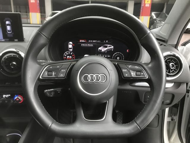 Audi A3 SEDAN 2019-05 180409-22