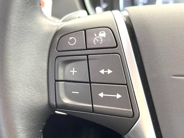 Volvo V40 2016-12 185996-6