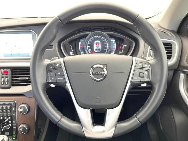 Volvo V40 2016-12 185996-7