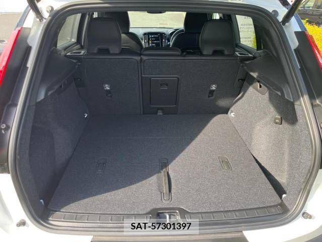 Volvo XC40 2022-03 386831-13
