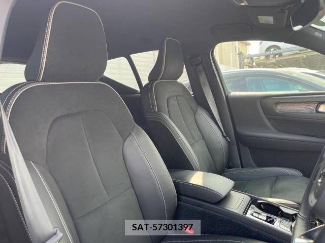 Volvo XC40 2022-03 386831-11