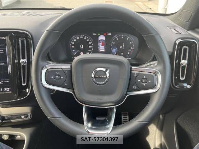Volvo XC40 2022-03 386831-10
