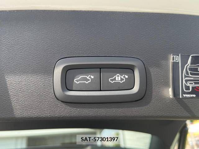 Volvo XC40 2022-03 386831-7