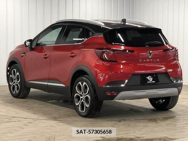 Renault CAPTUR 2022-11 337061-15