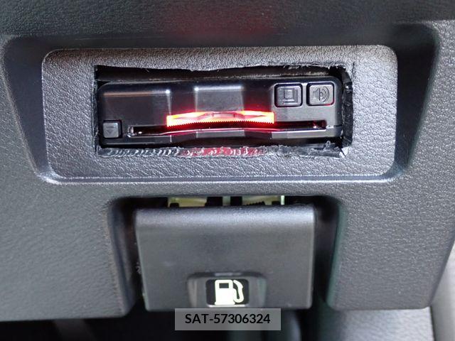 Nissan NOTE 2021-05 334998-6