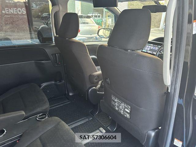 Toyota NOAH 2015-01 209547-9