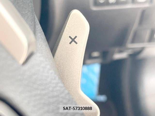 Lexus IS 2017-01 275394-8