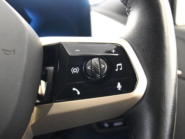 Bmw IX 2021-11 18265-14