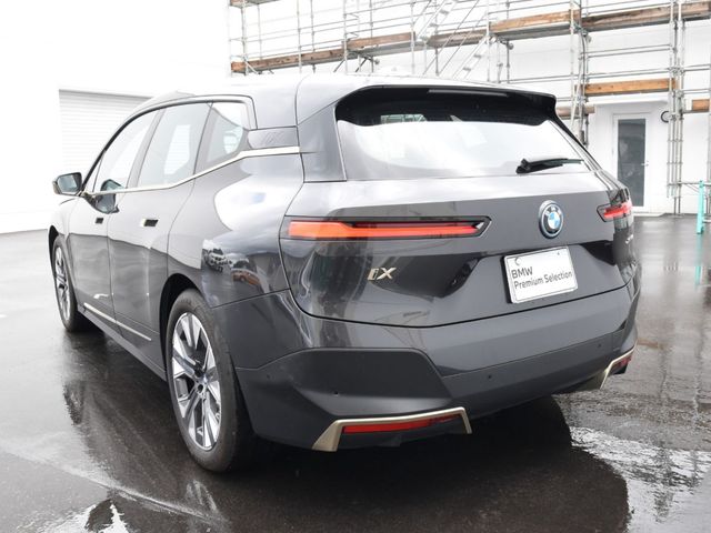 Bmw IX 2021-11 18265-2
