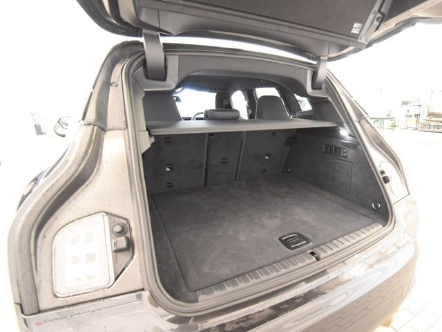 Bmw IX 2021-11 18265-18