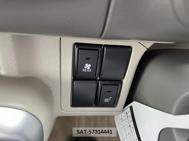 Suzuki EVERY WAGON 2022-09 301728-14