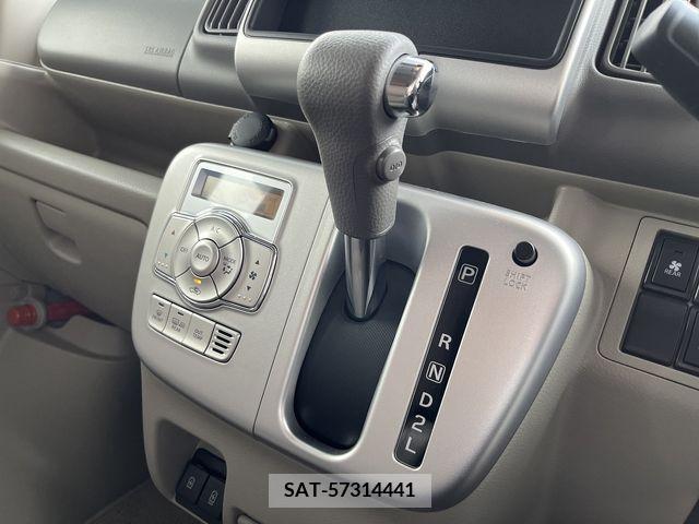 Suzuki EVERY WAGON 2022-09 301728-16