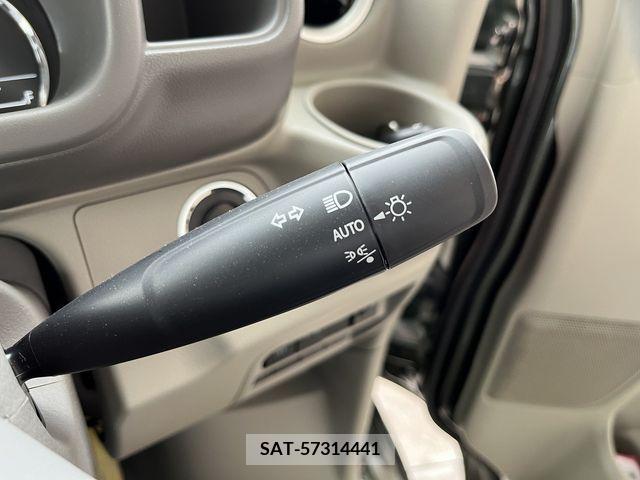 Suzuki EVERY WAGON 2022-09 301728-12