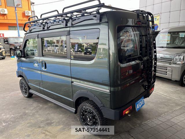 Suzuki EVERY WAGON 2022-09 301728-1