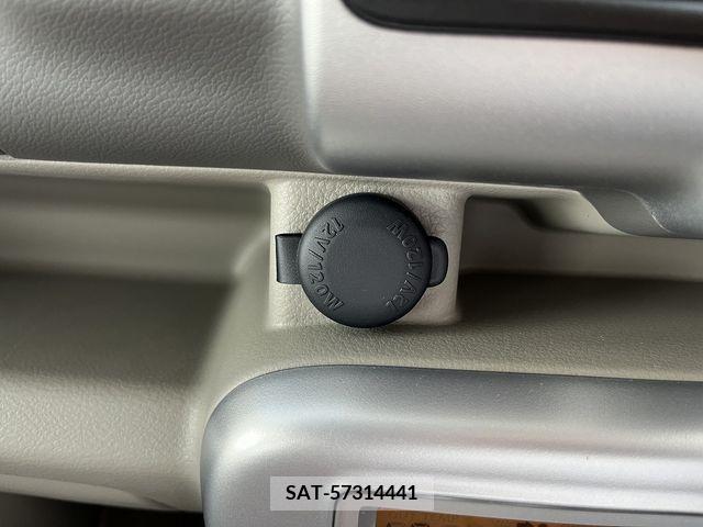 Suzuki EVERY WAGON 2022-09 301728-15