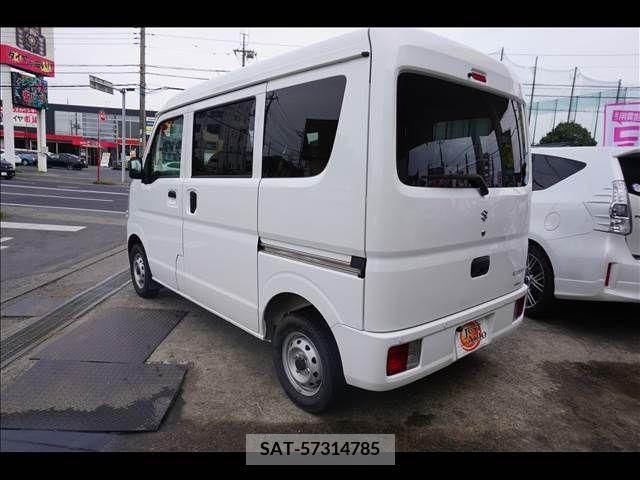 Suzuki EVERY 2019-03 268882-3
