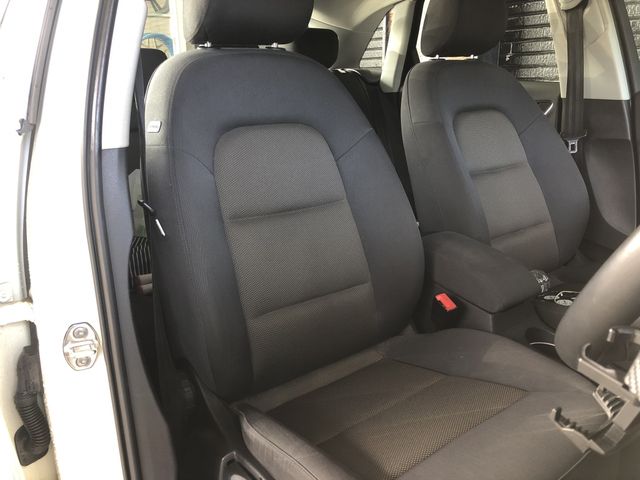Audi Q3 2014-03 712-10